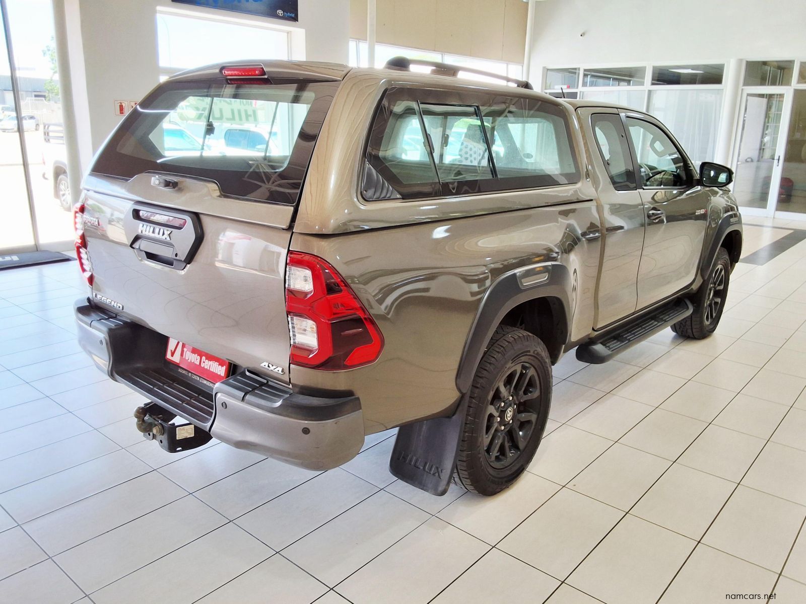 2021 Toyota Hilux Extra Cab XC 2.8GD6 4x4 Legend MT photo