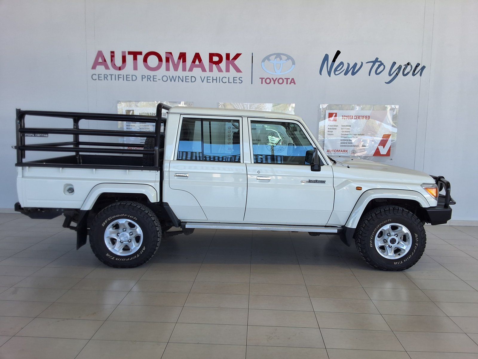 2021 Toyota Toyota Land Cruiser 79 DC 4.0 Petrol 4x4 MT photo