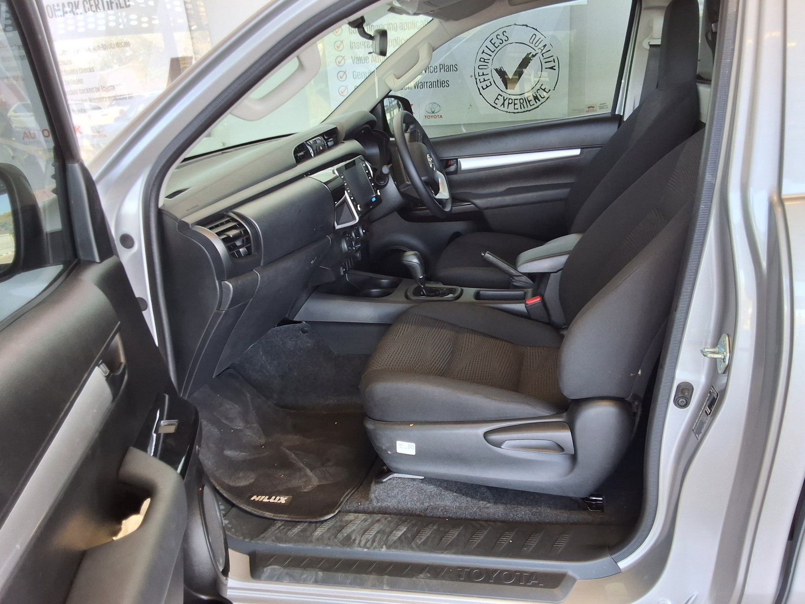 2026 Toyota Hilux Single Cab 2.4GD6 RB RAI AT photo