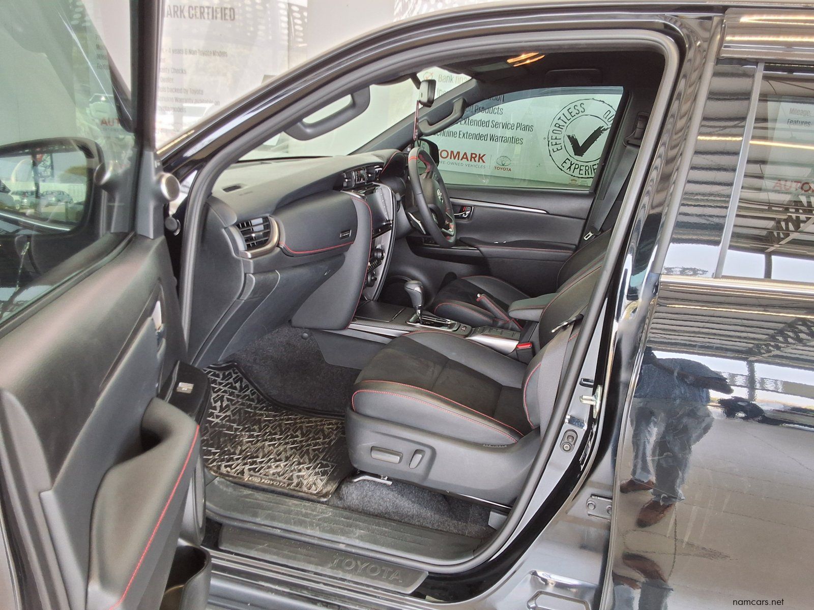 2026 Toyota Fortuner 2.8 4x4 GR-S AT photo