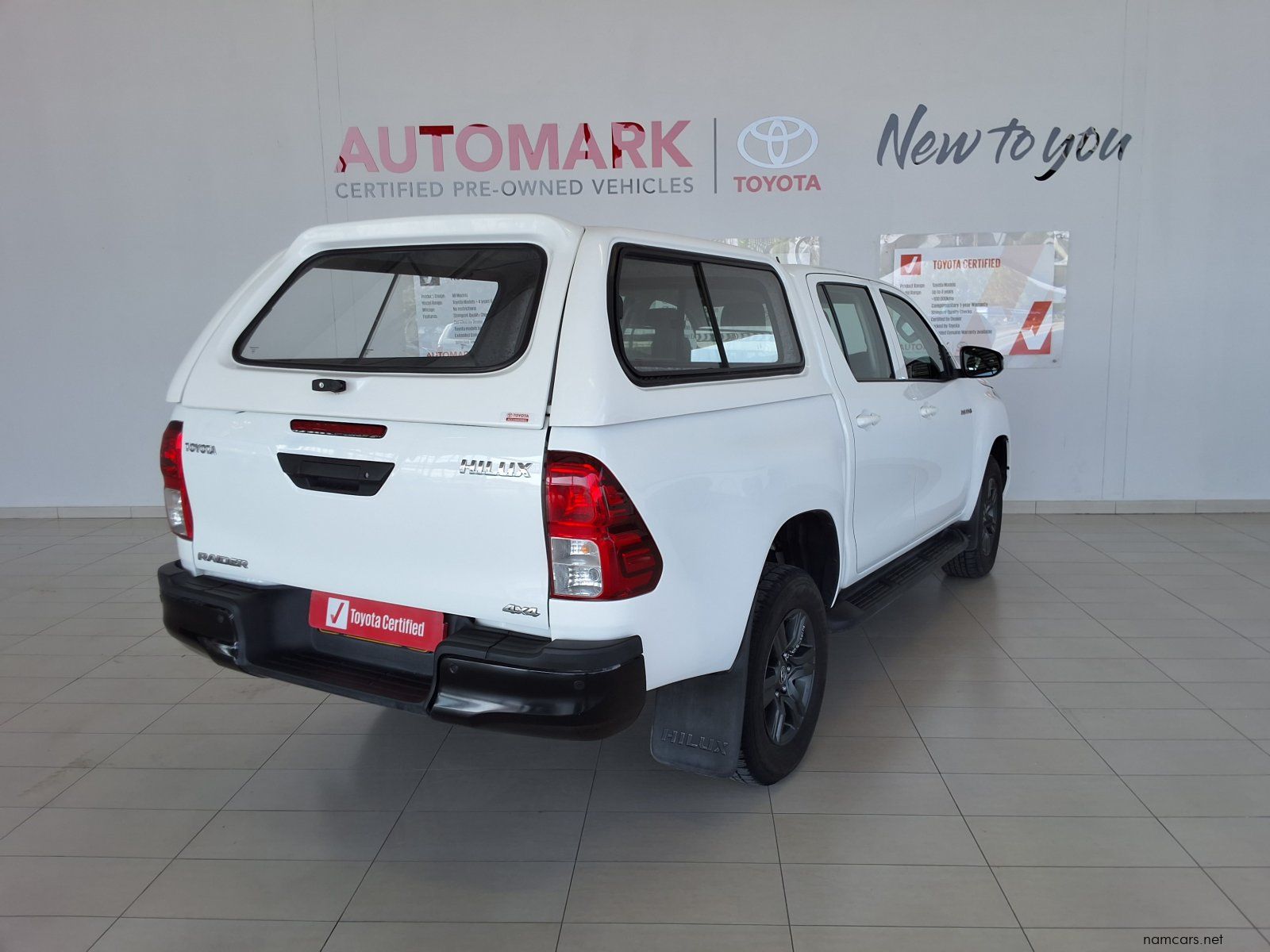 2025 Toyota Hilux Double Cab 2.4GD6 4X4 RAI AT photo