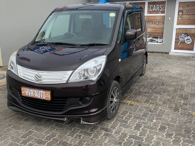 2012 Suzuki Solio photo