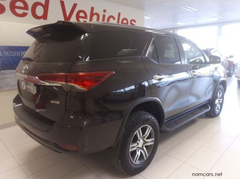 2016 Toyota FORTUNER 2.8 GD pictures