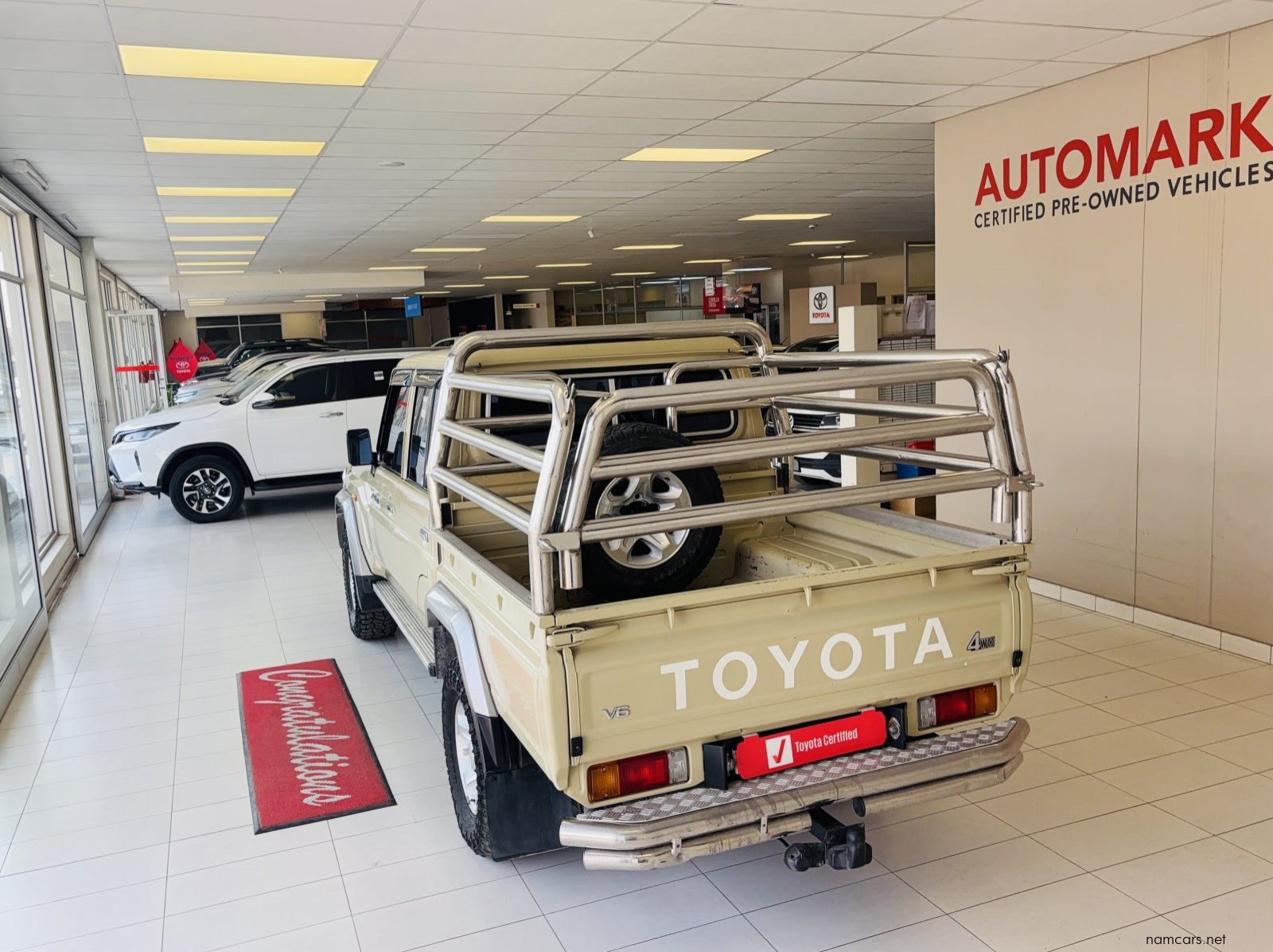 2022 Toyota Landcruiser 4.0 V6 D/C pictures
