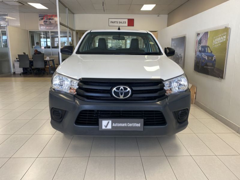 2019 Toyota Hilux 2.4 S/C pictures