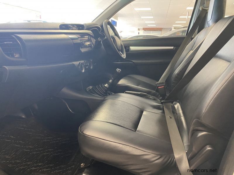 2019 Toyota Hilux 2.4 S/C pictures