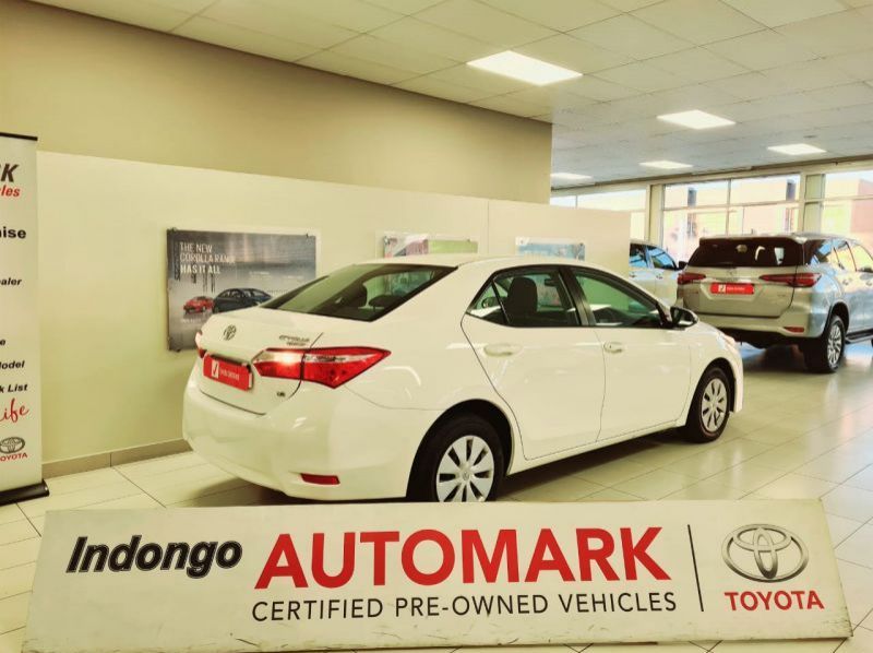 2022 Toyota COROLLA 1.8 QUEST pictures