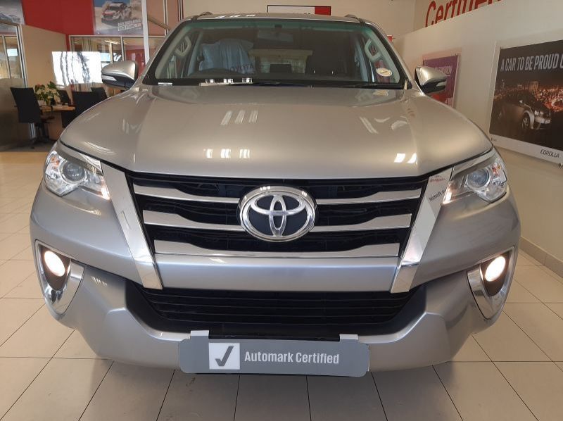 2016 Toyota FORTUNER 2.4 GD6 pictures