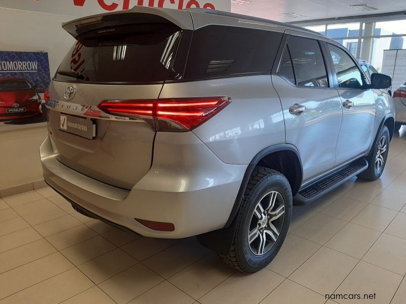 2016 Toyota FORTUNER 2.4 GD6 pictures
