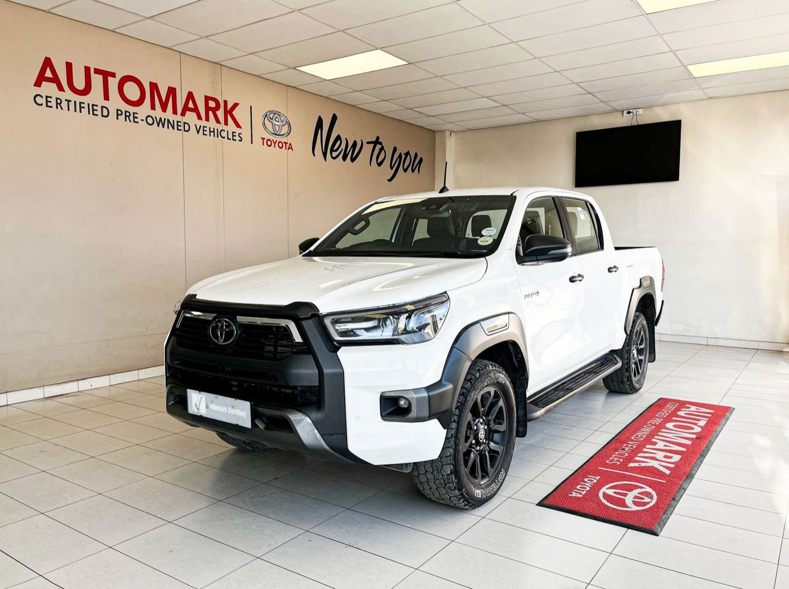 Used Toyota Hilux 2.8 LGD RS 4x4 MT for sale in Windhoek, Walvis Bay, Okahandja, Gobabis, Mariental, Otjiwarongo, Ongwediva, Namibia