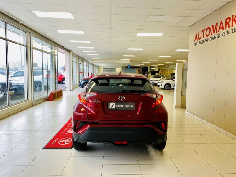 2017 Toyota C-HR 1.2T Plus CVT pictures