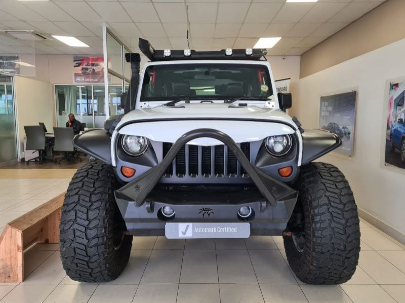 2012 Jeep WRANGLER 3.6 V6 SAHARA pictures