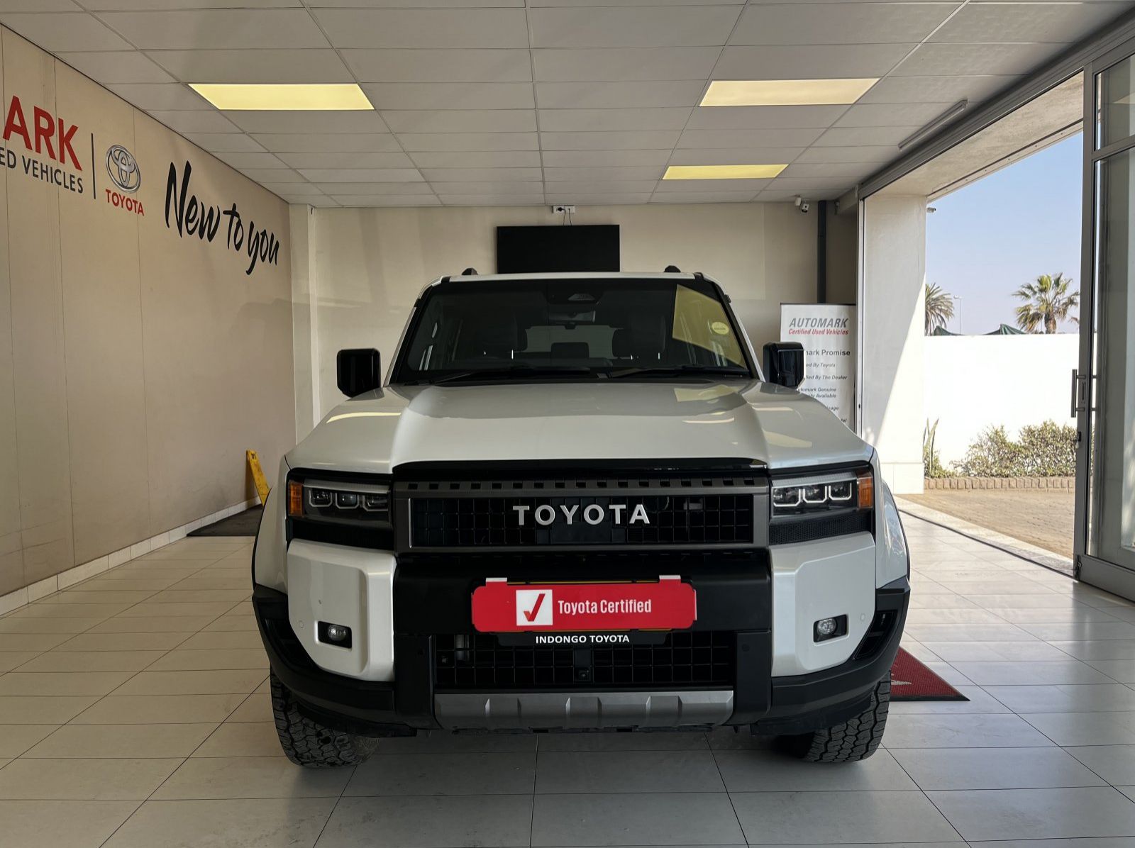 2025 Toyota Prado 2.8 GD VX-R 4x4 AT pictures
