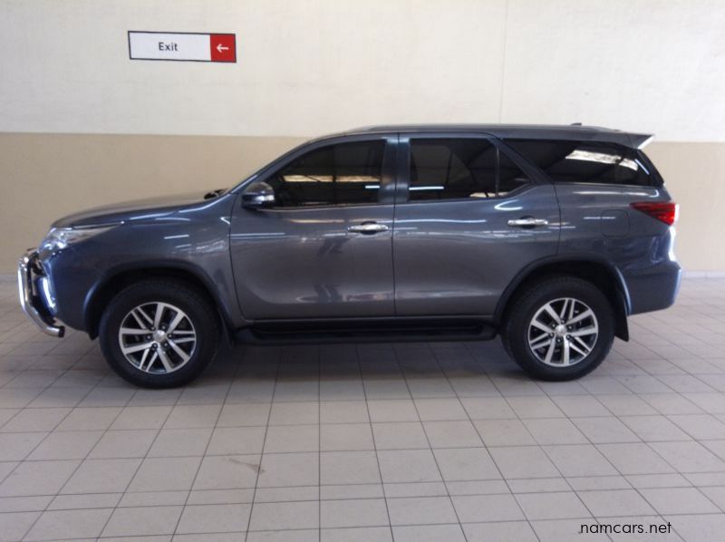 2016 Toyota FORTUNER 2.8 gD-6 4X4 6AT pictures