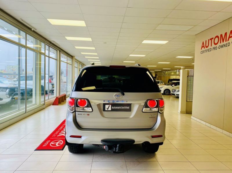 2016 Toyota Fortuner 3.0 D-4D pictures