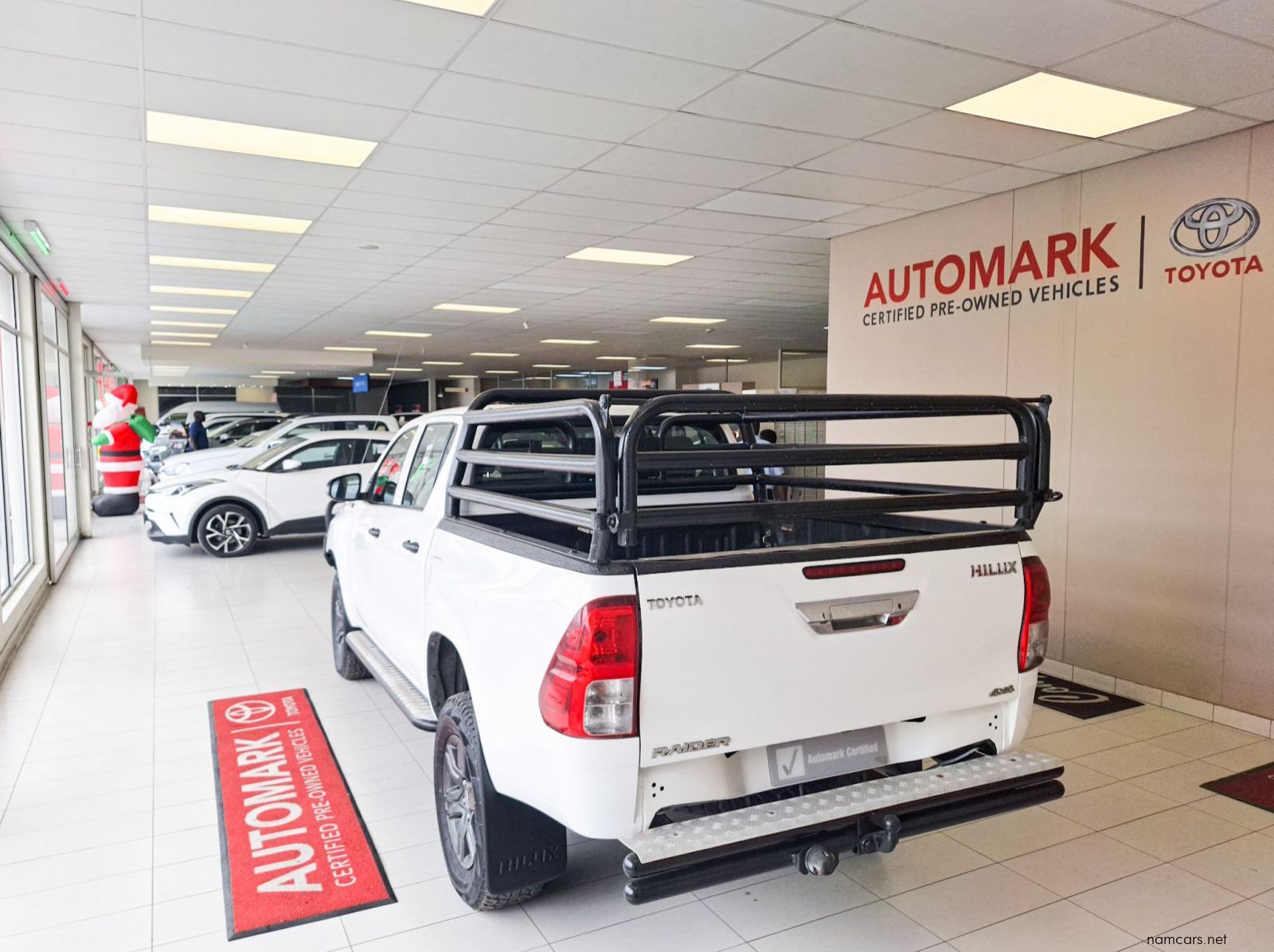 2021 Toyota Hilux 2.4 Gd-6 Raider 4x4 MT pictures