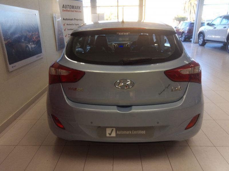 2013 Hyundai HYUNDAI I30 1.8 EXECUTIVE pictures