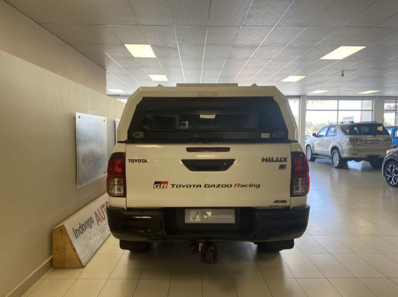2019 Toyota Hilux D/C 2.8 GR-S pictures