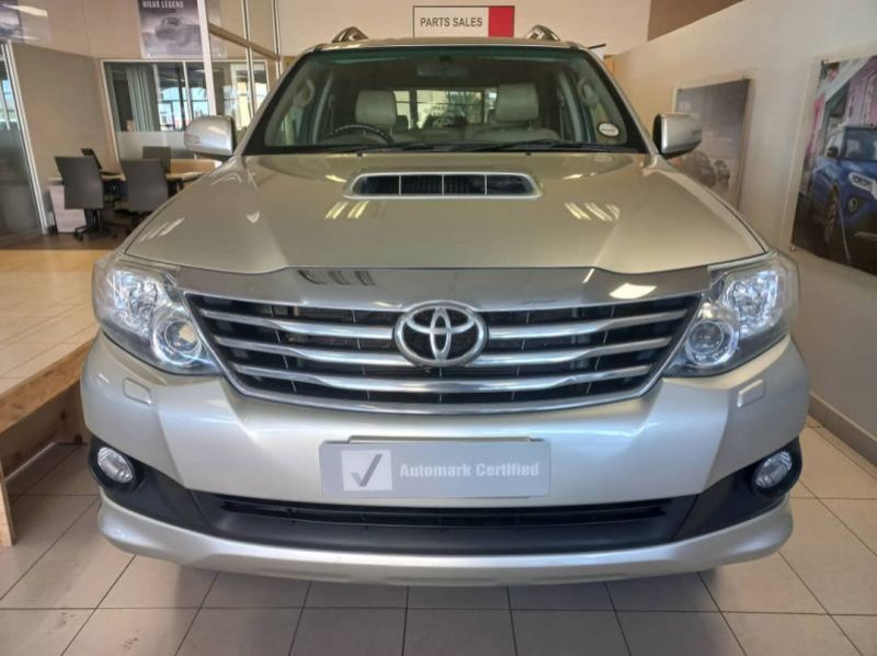 2013 Toyota FORTUNER 3.0 D4D A/T pictures