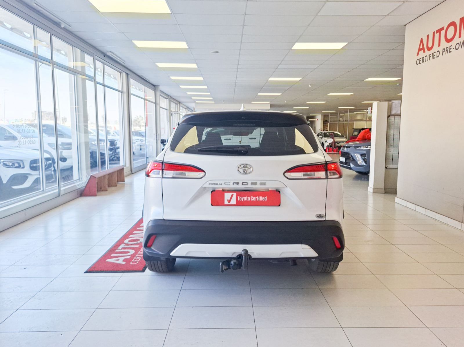 2022 Toyota Corolla Cross 1.8 Xi CVT pictures