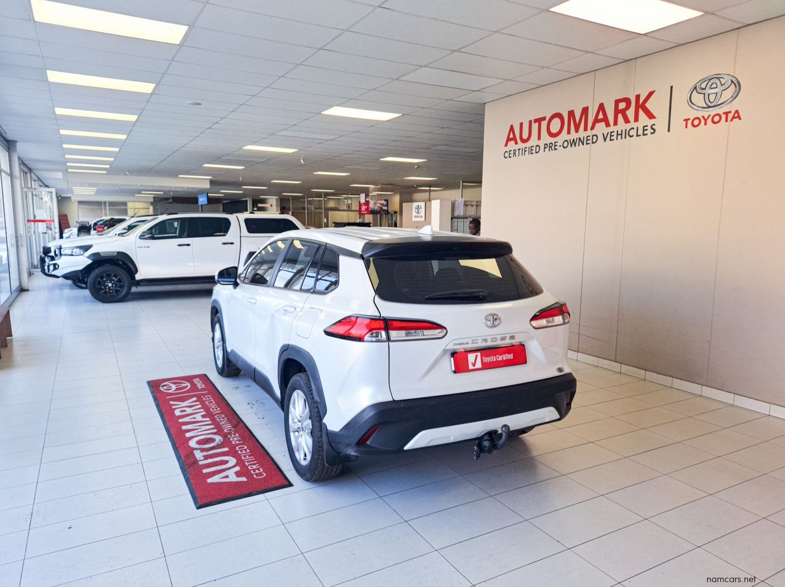 2022 Toyota Corolla Cross 1.8 Xi CVT pictures