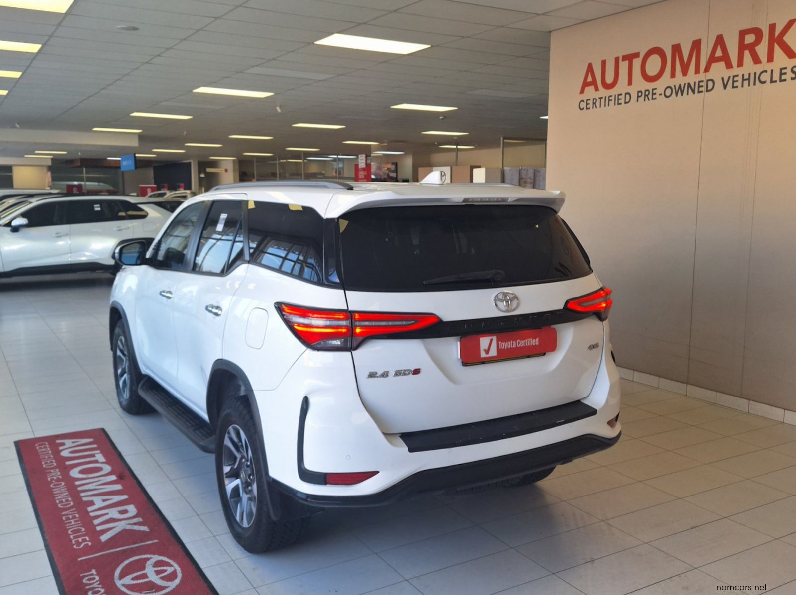 2025 Toyota Fortuner 2.4 GD6 4x4 AT pictures