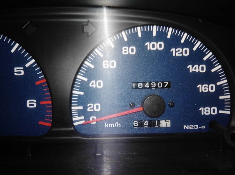 2000 Toyota HILUX 2.7 VVTI 4X4 pictures