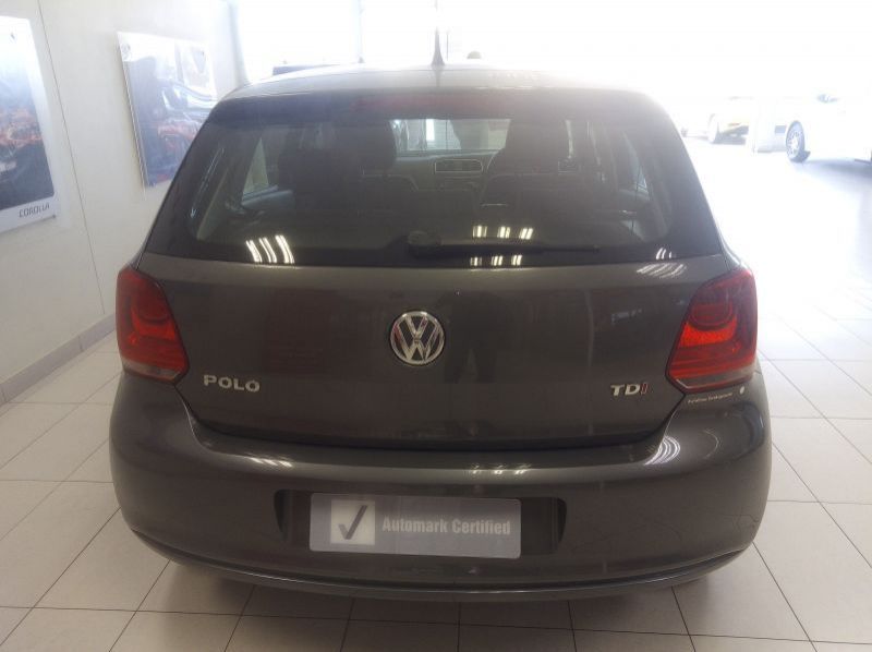 2011 Volkswagen POLO 1.6 TDi COMFORTLINE 2WD pictures