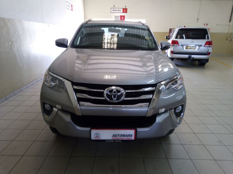 2019 Toyota FORTUNER 2.4 GD-6 RB AT pictures