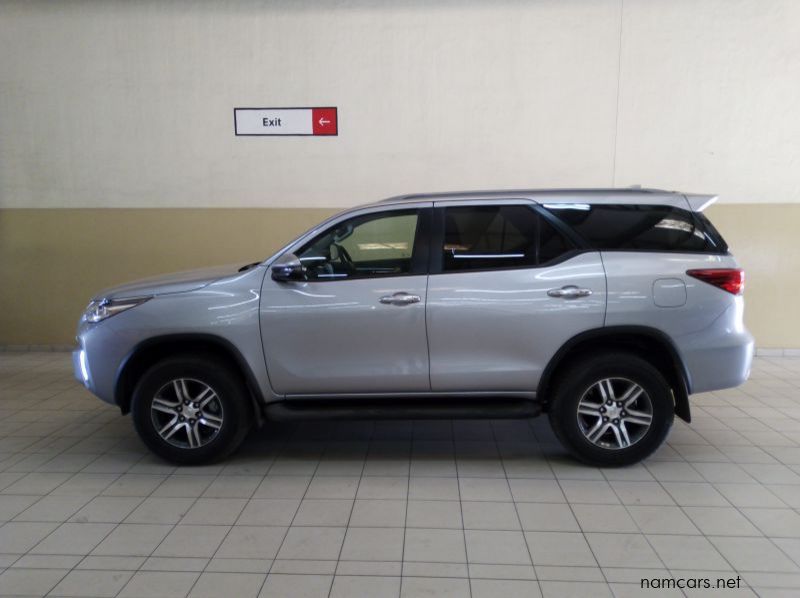 2019 Toyota FORTUNER 2.4 GD-6 RB AT pictures