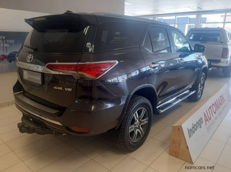 2016 Toyota FORTUNER 4.0 V6 4X4 pictures