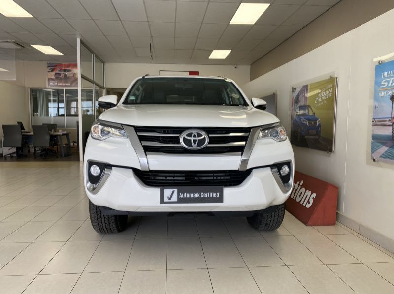 2019 Toyota Fortuner 2.4 GD6 4X4 A/T pictures