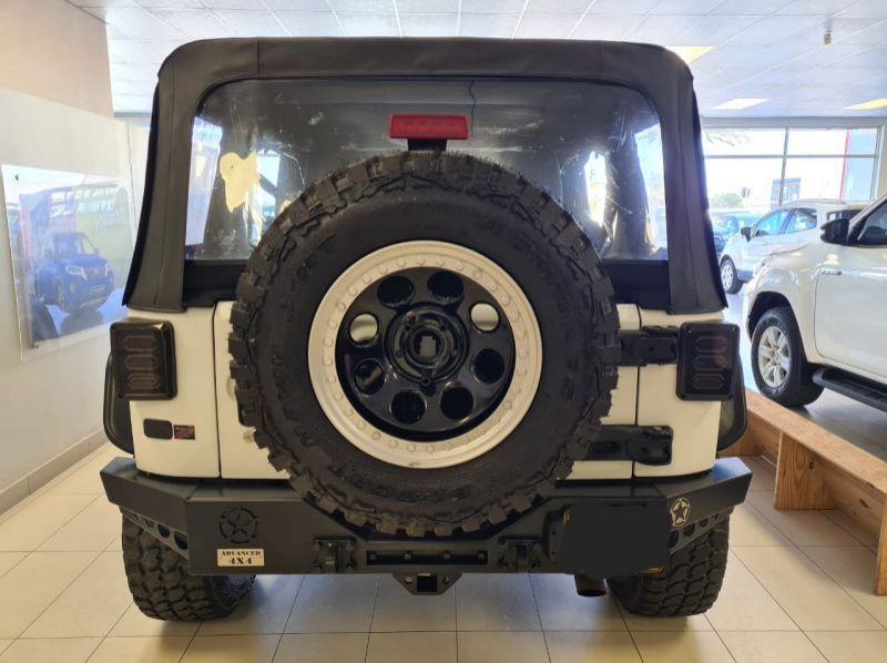 2012 Jeep JEEP WRANGLER 3.6 LV6 SAHARA pictures
