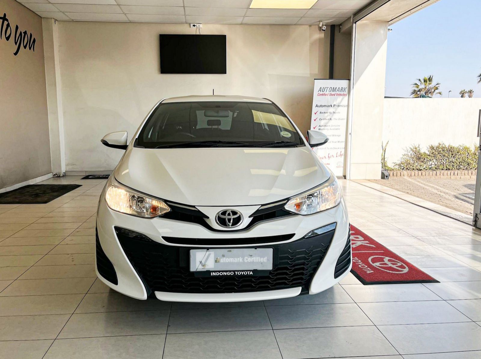 2018 Toyota Yaris 1.5 XS MT pictures