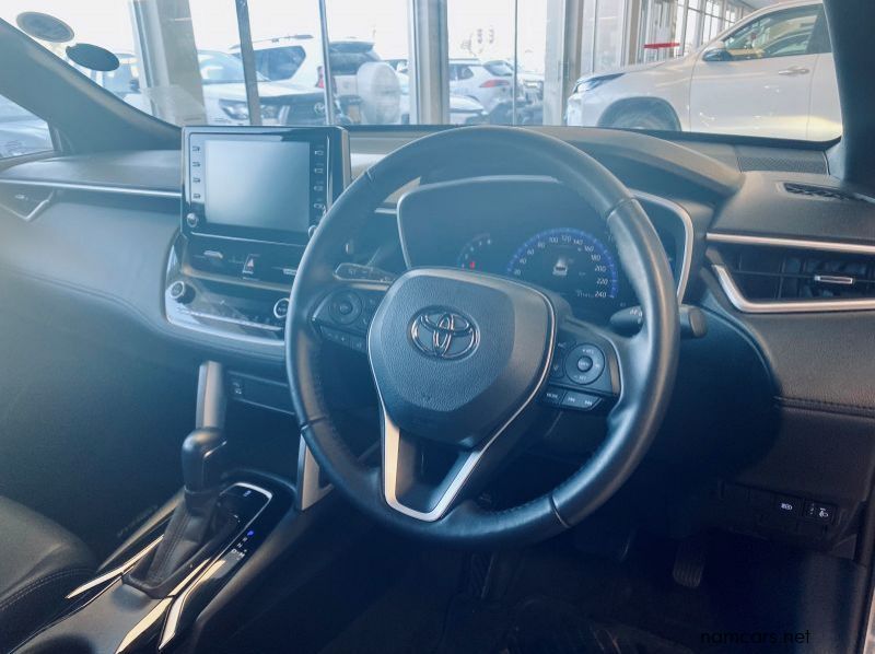 2023 Toyota Corolla Cross 1.8 XR pictures