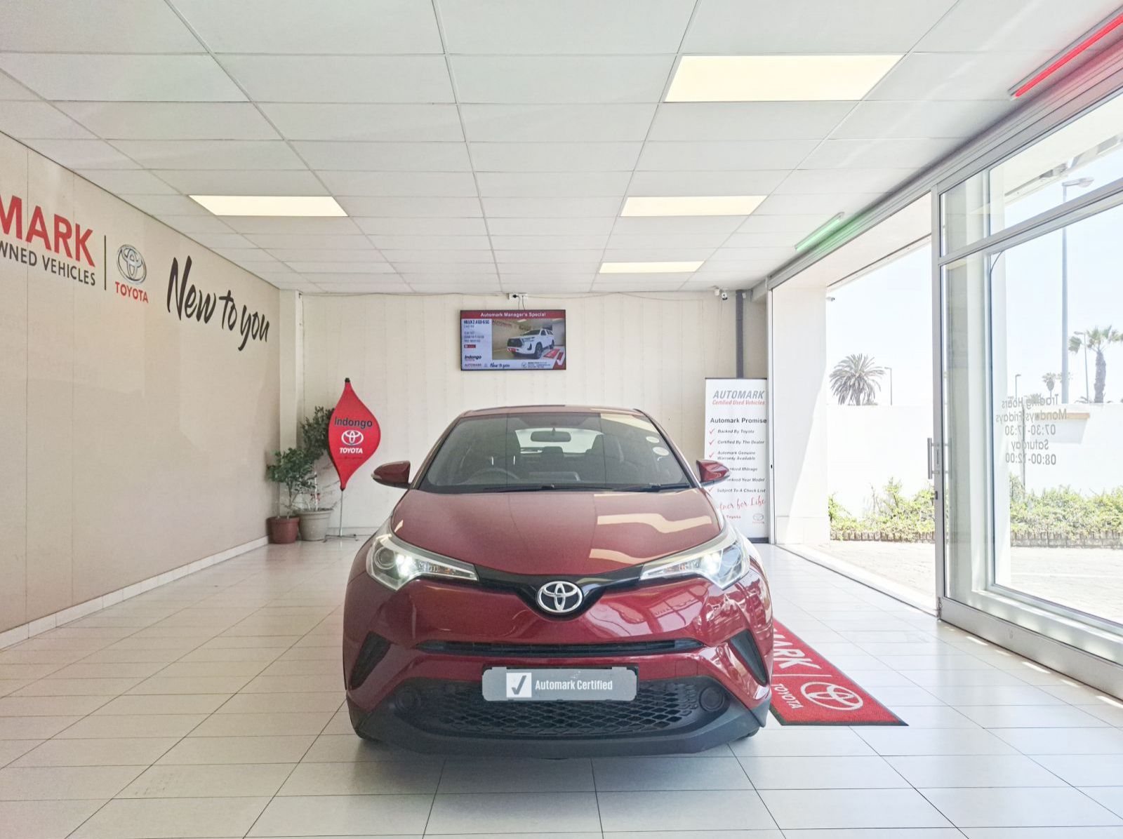 2019 Toyota C-HR 1.2T pictures