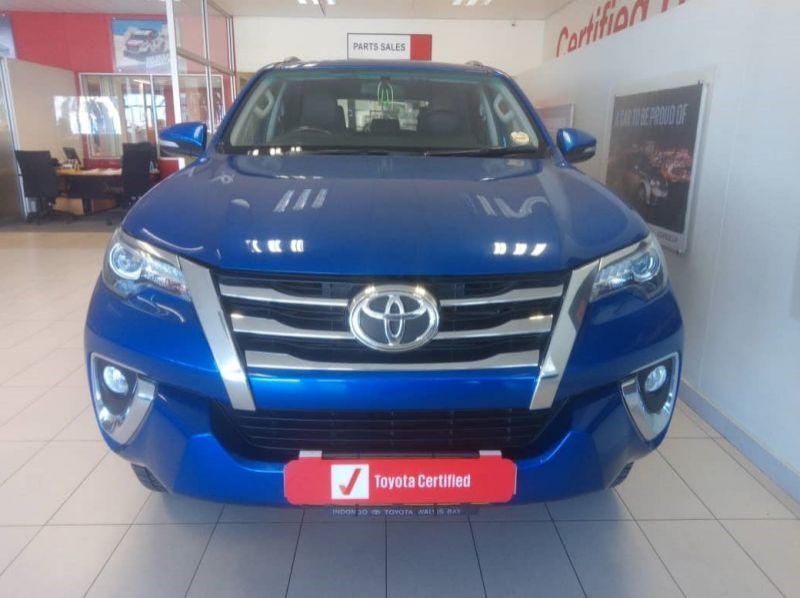 2017 Toyota FORTUNER 2.8 GD6 A/T pictures