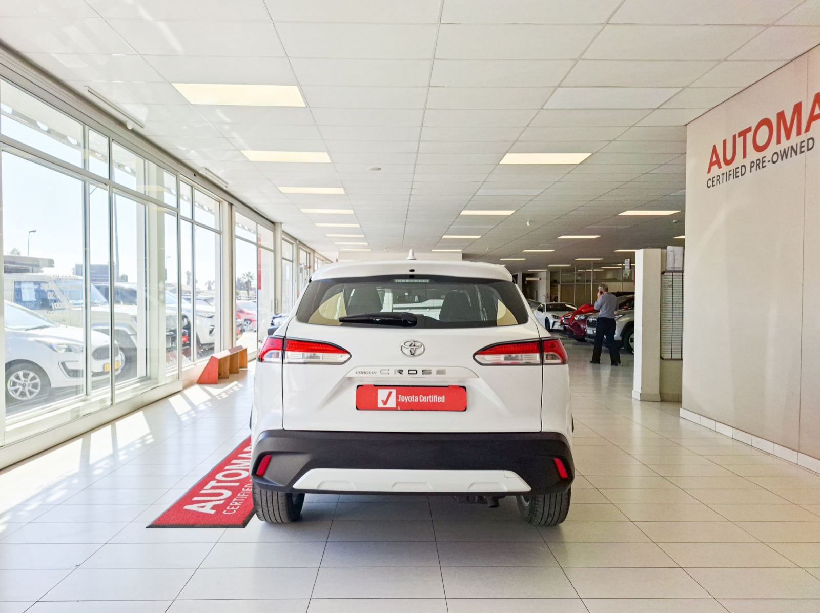 2021 Toyota Corolla Cross 1.8 Xi CVT pictures