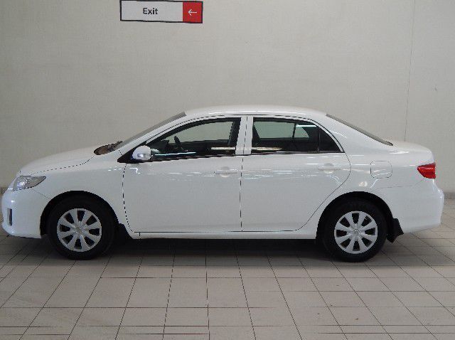 2013 Toyota Corolla 1.6 Professional pictures