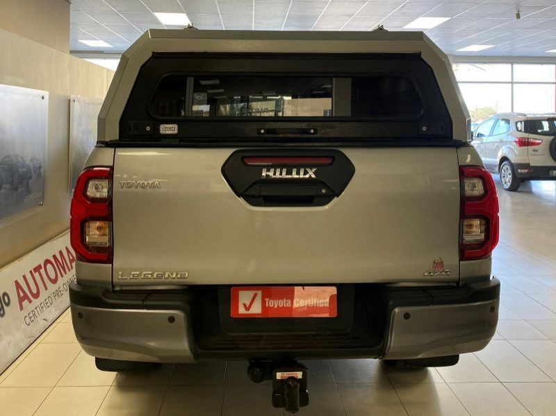 2021 Toyota Hilux 2.8 pictures