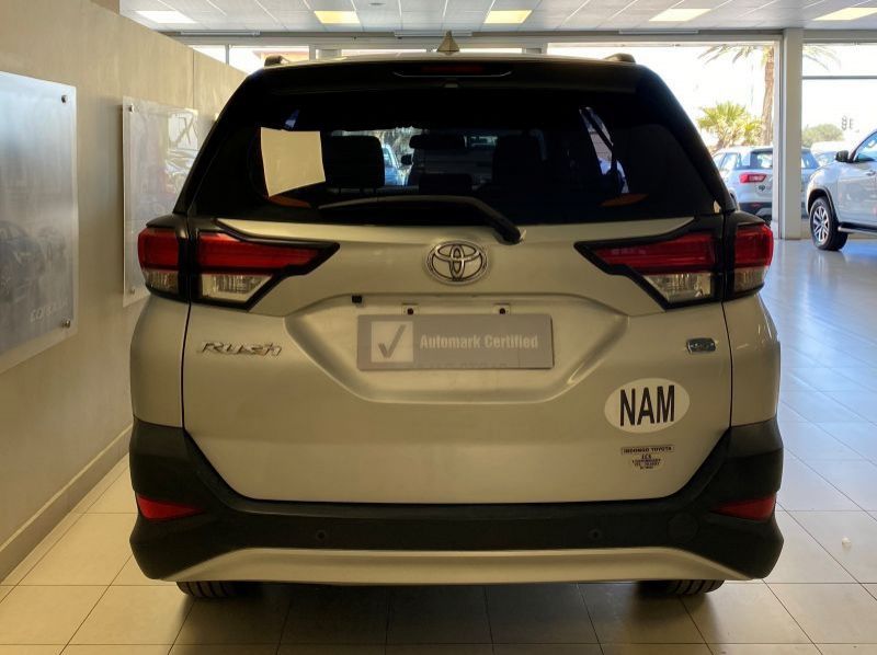 2018 Toyota Rush 1.5 pictures