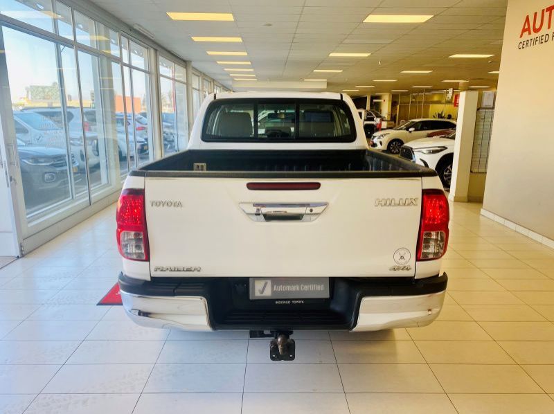 2018 Toyota Hilux Raider D/C 2.8 4x4 AT pictures