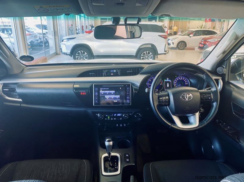 2018 Toyota Hilux Raider D/C 2.8 4x4 AT pictures