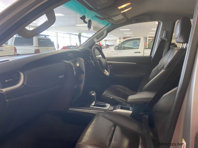 2016 Toyota Fortuner 2.8 4x4 AT pictures
