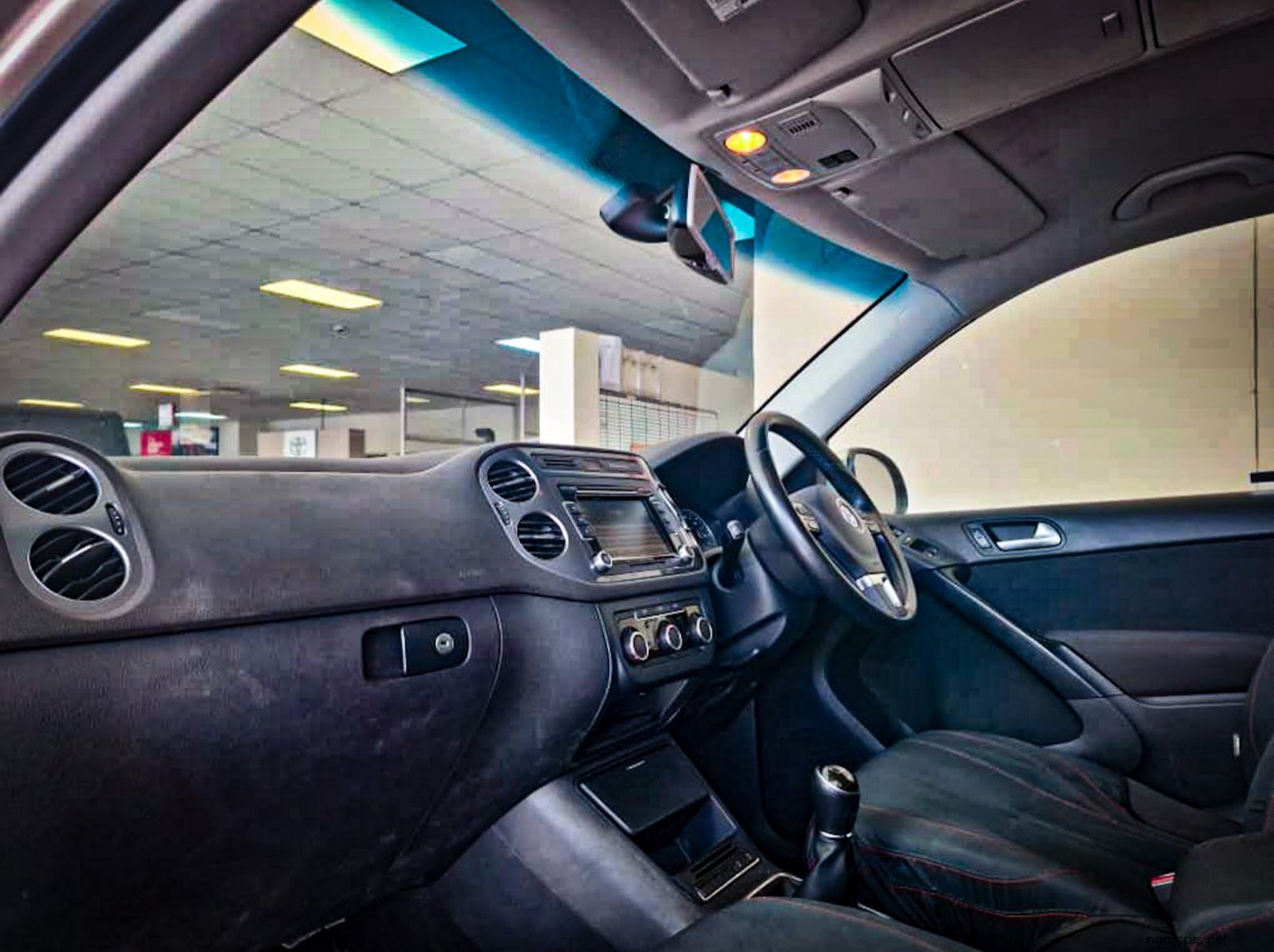 2015 Volkswagen Tiguan 2.0 TDi B/mot trend-fun pictures