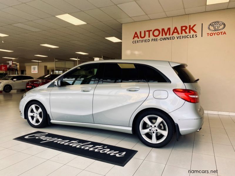2014 Mercedes-Benz B200 BE AT pictures