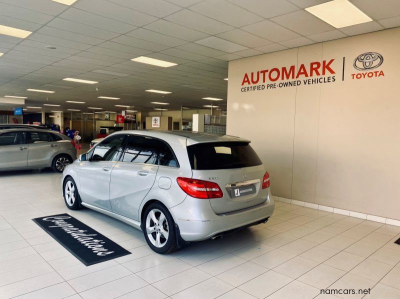 2014 Mercedes-Benz B200 BE AT pictures
