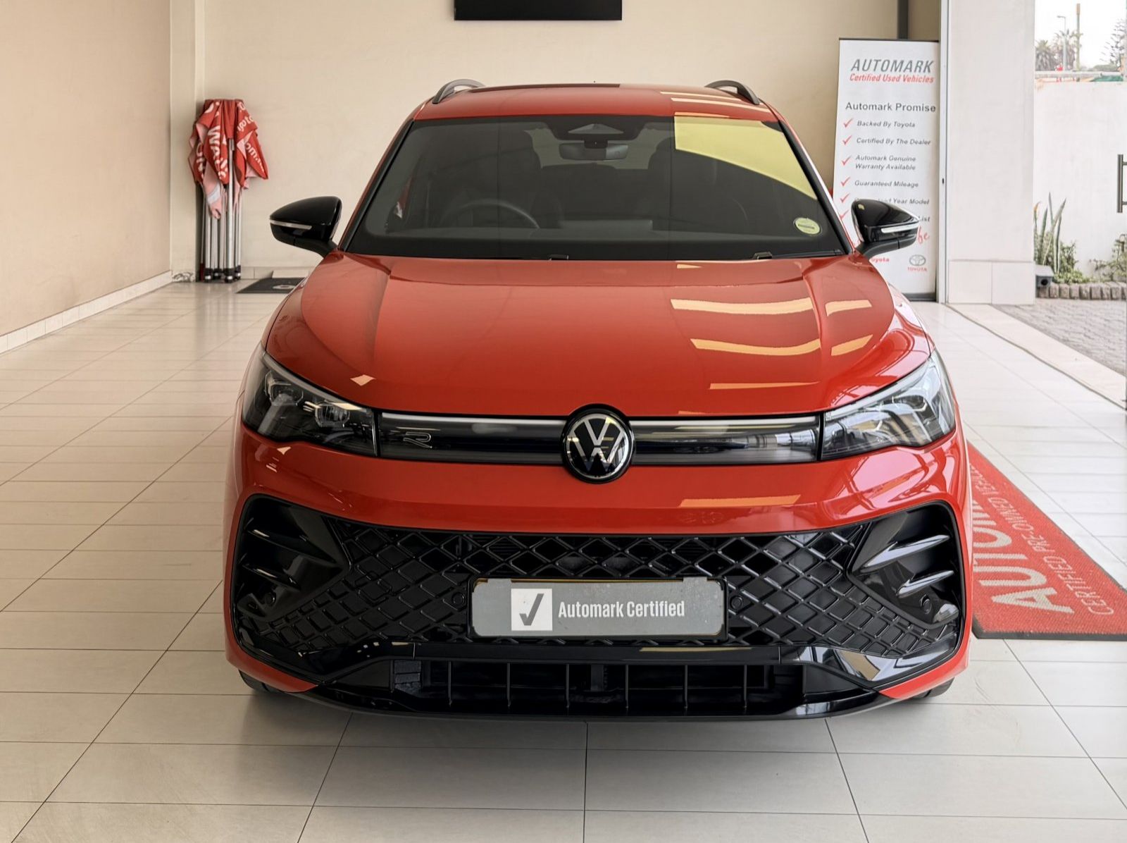 2025 Volkswagen Tiguan 2.0 TDI R-LINE DSG pictures