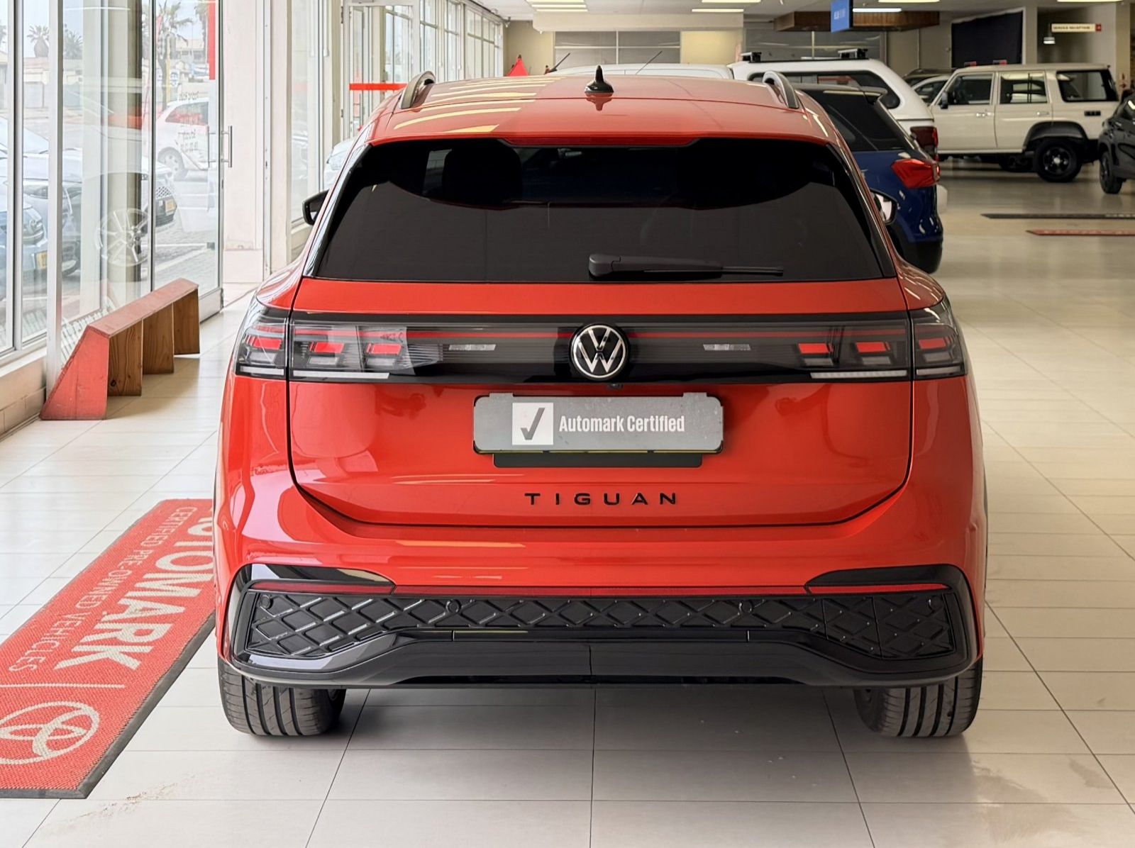 2025 Volkswagen Tiguan 2.0 TDI R-LINE DSG pictures