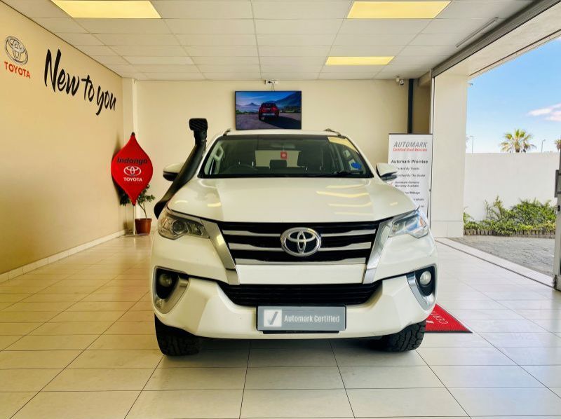 2019 Toyota Fortuner 2.4 GD-6 4x4 AT pictures